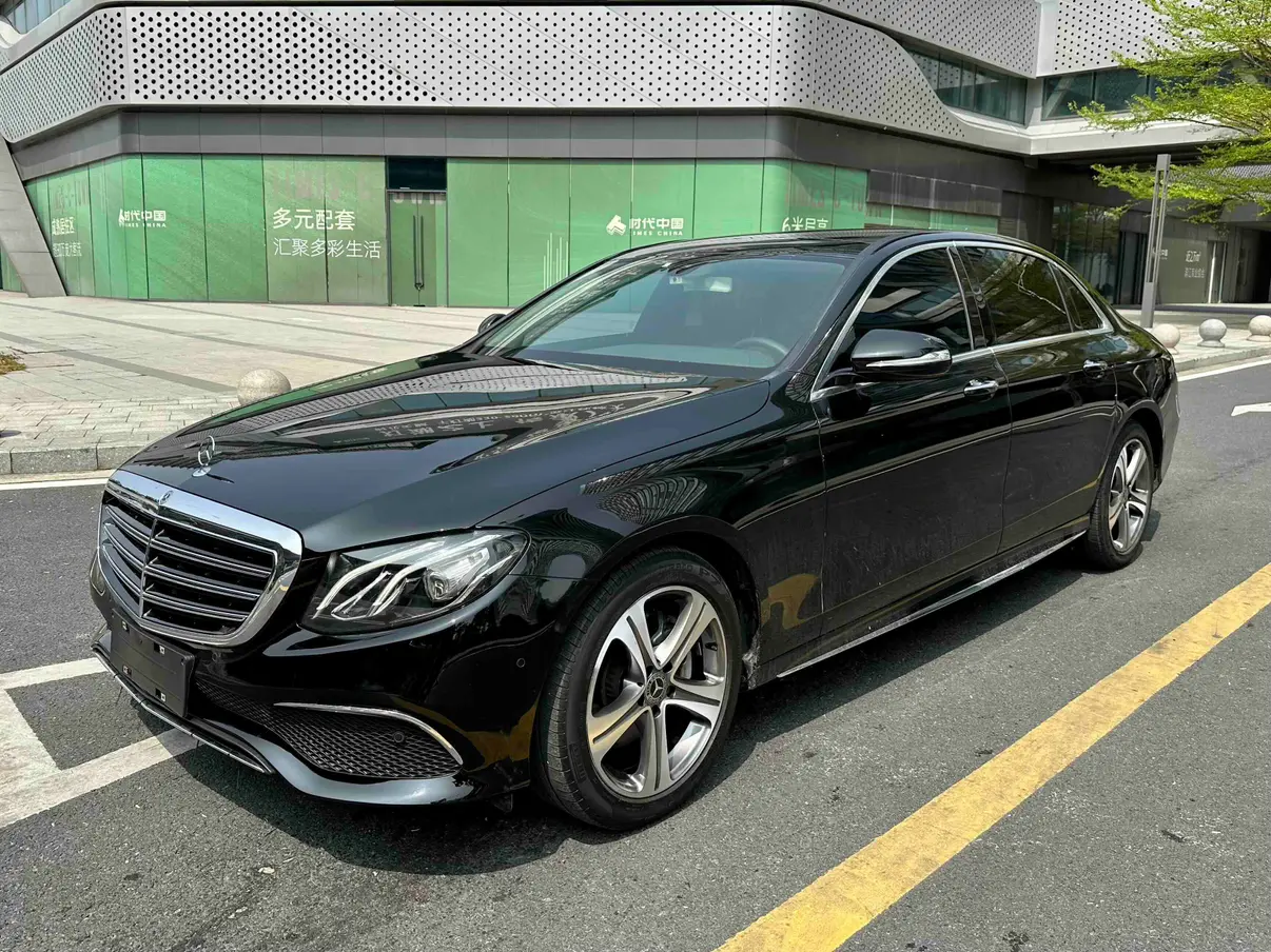 Mercedes-Benz E-Class  из Китая