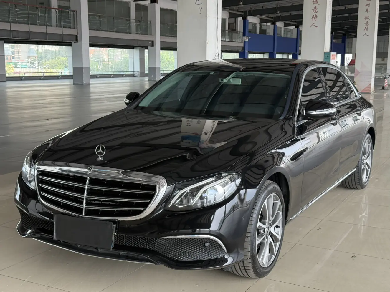 Mercedes-Benz E-Class  из Китая