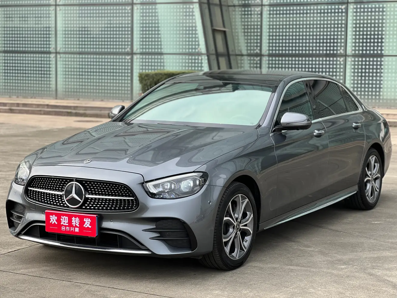 Mercedes-Benz E-Class  из Китая