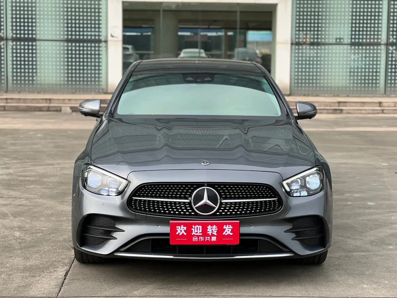 Mercedes-Benz E-Class  из Китая