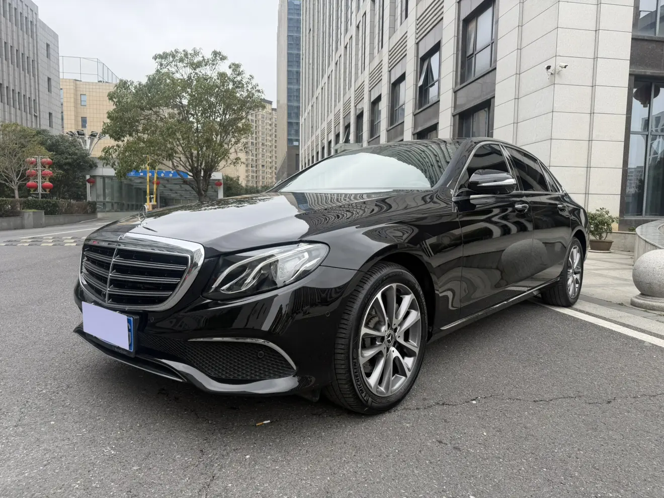 Mercedes-Benz E-Class  из Китая