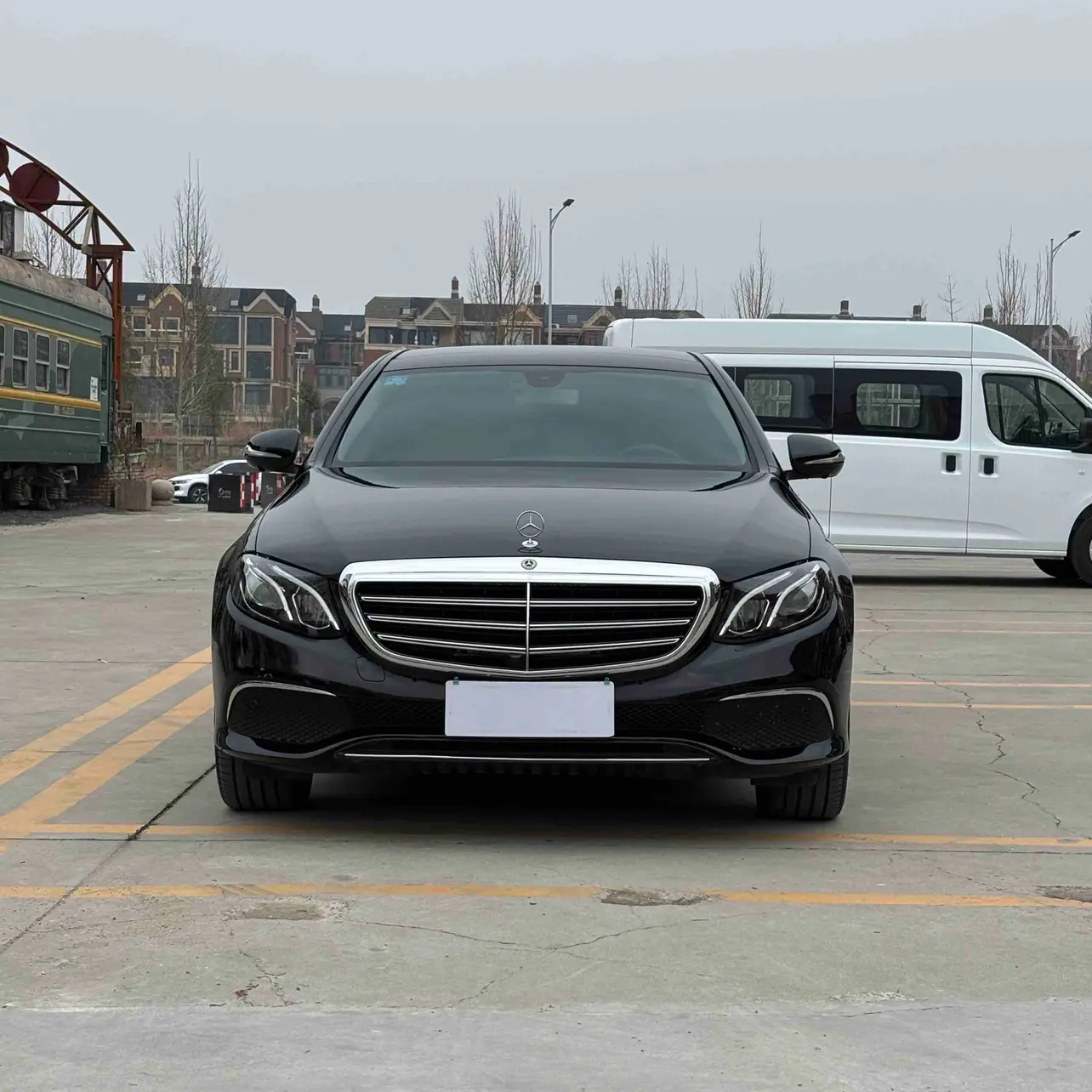 Mercedes-Benz E-Class  из Китая