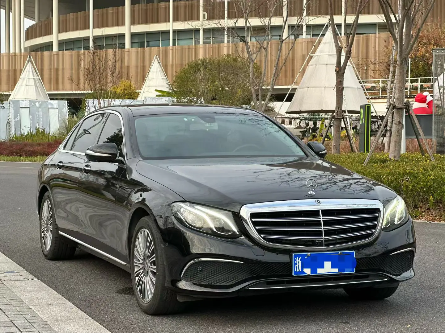 Mercedes-Benz E-Class  из Китая