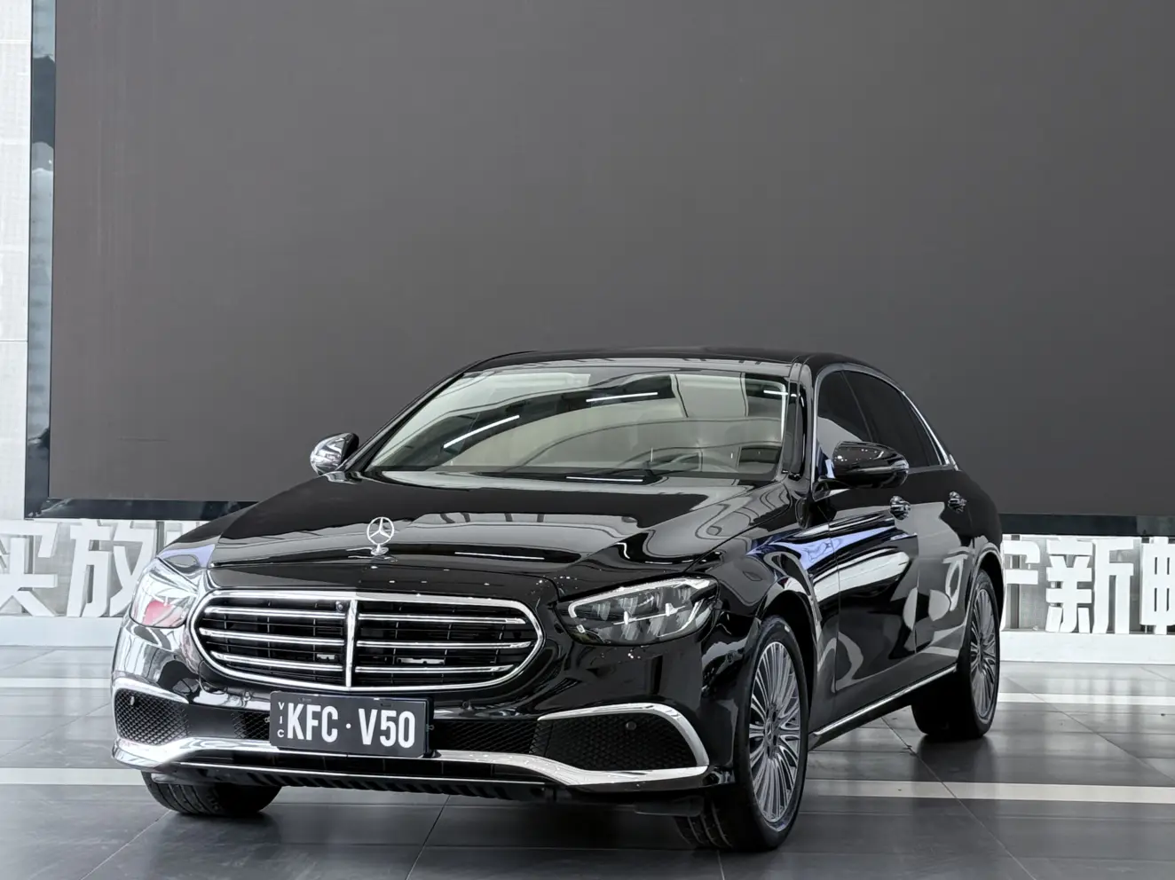 Mercedes-Benz E-Class  из Китая