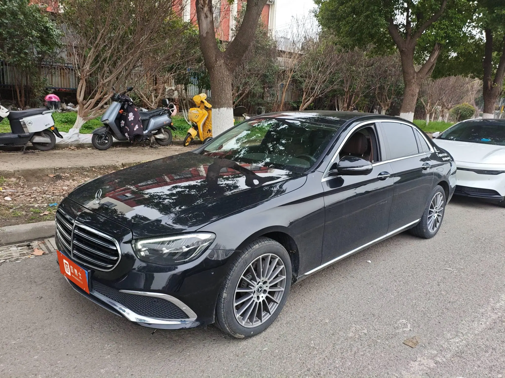 Mercedes-Benz E-Class  из Китая