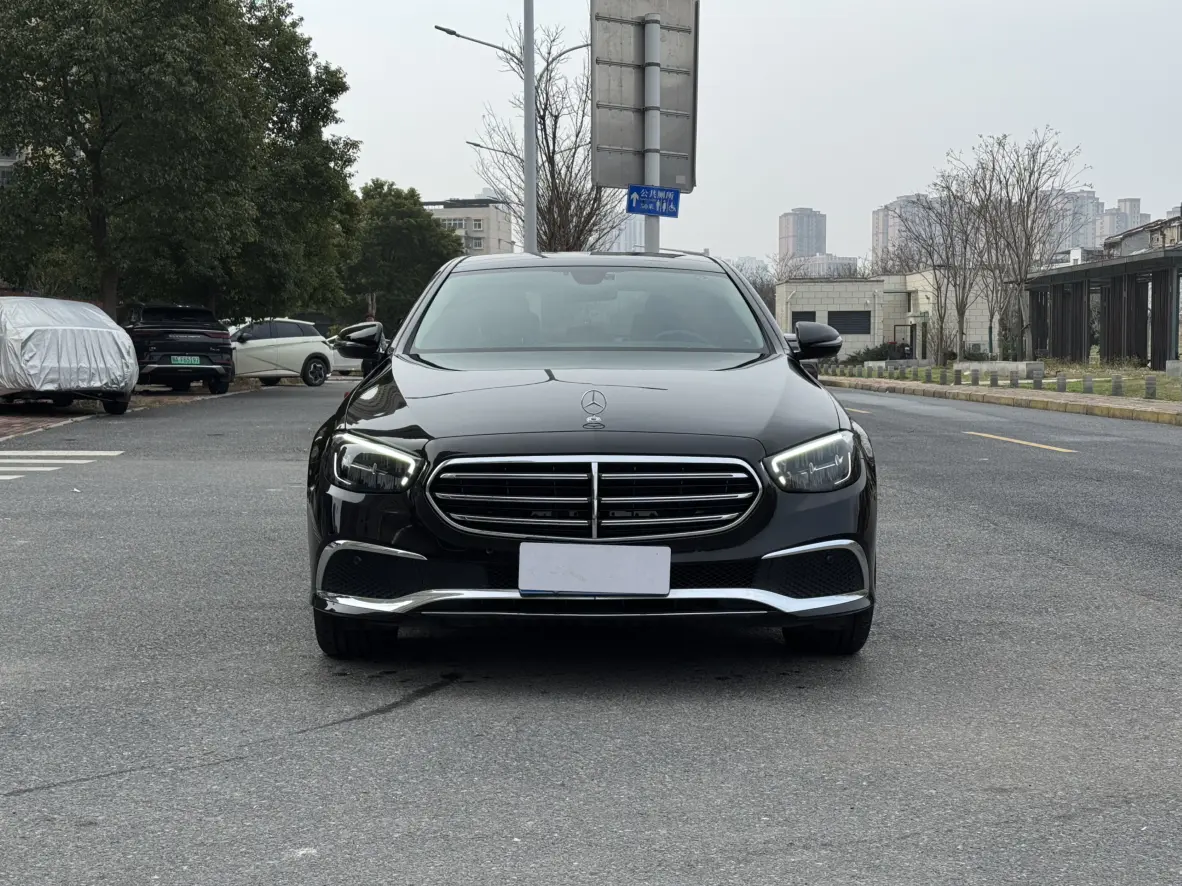 Mercedes-Benz E-Class  из Китая