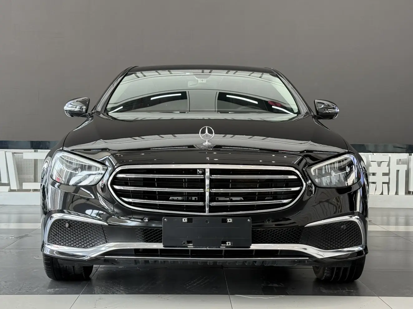 Mercedes-Benz E-Class  из Китая