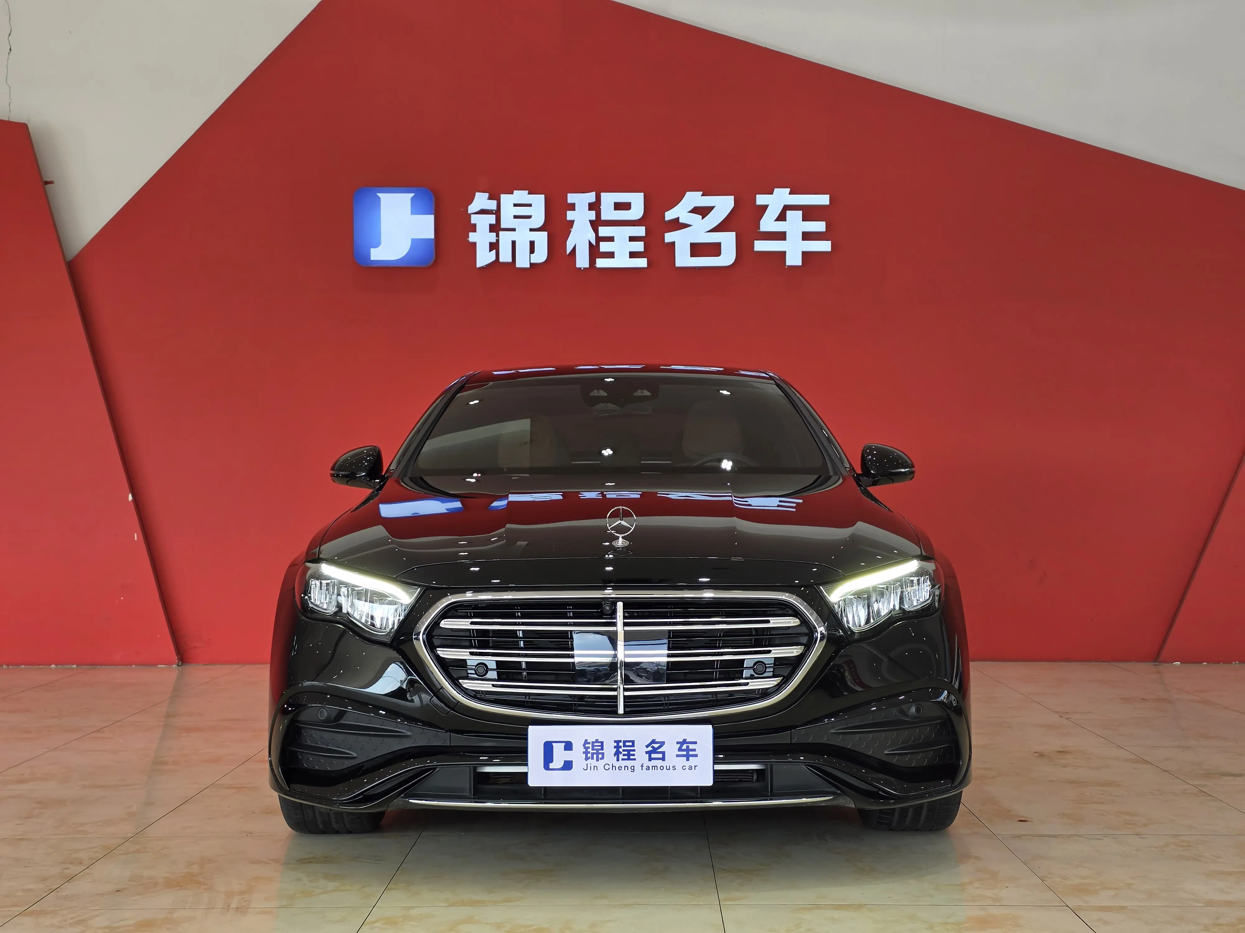 Mercedes-Benz E-Class  из Китая