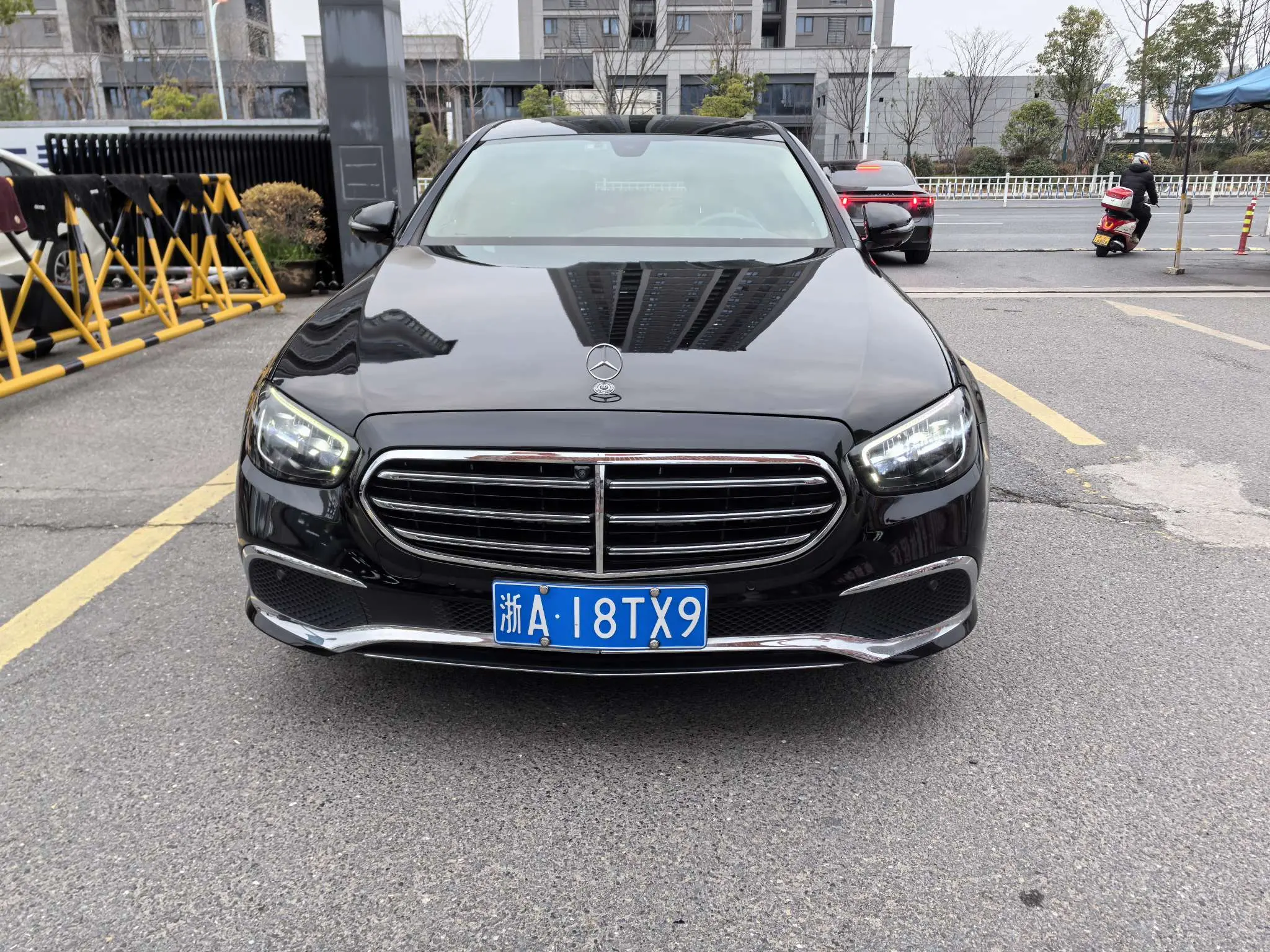 Mercedes-Benz E-Class  из Китая