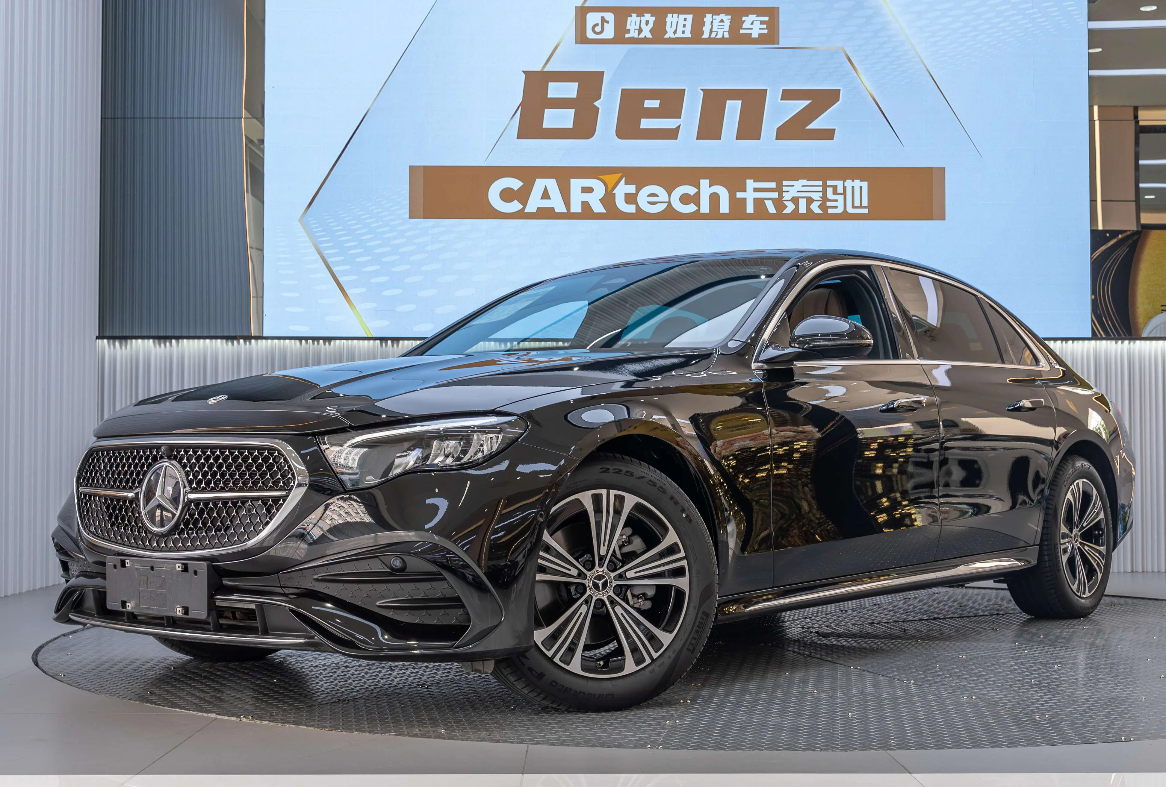 Mercedes-Benz E-Class  из Китая