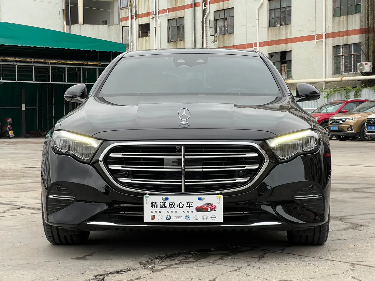 Mercedes-Benz E-Class  из Китая