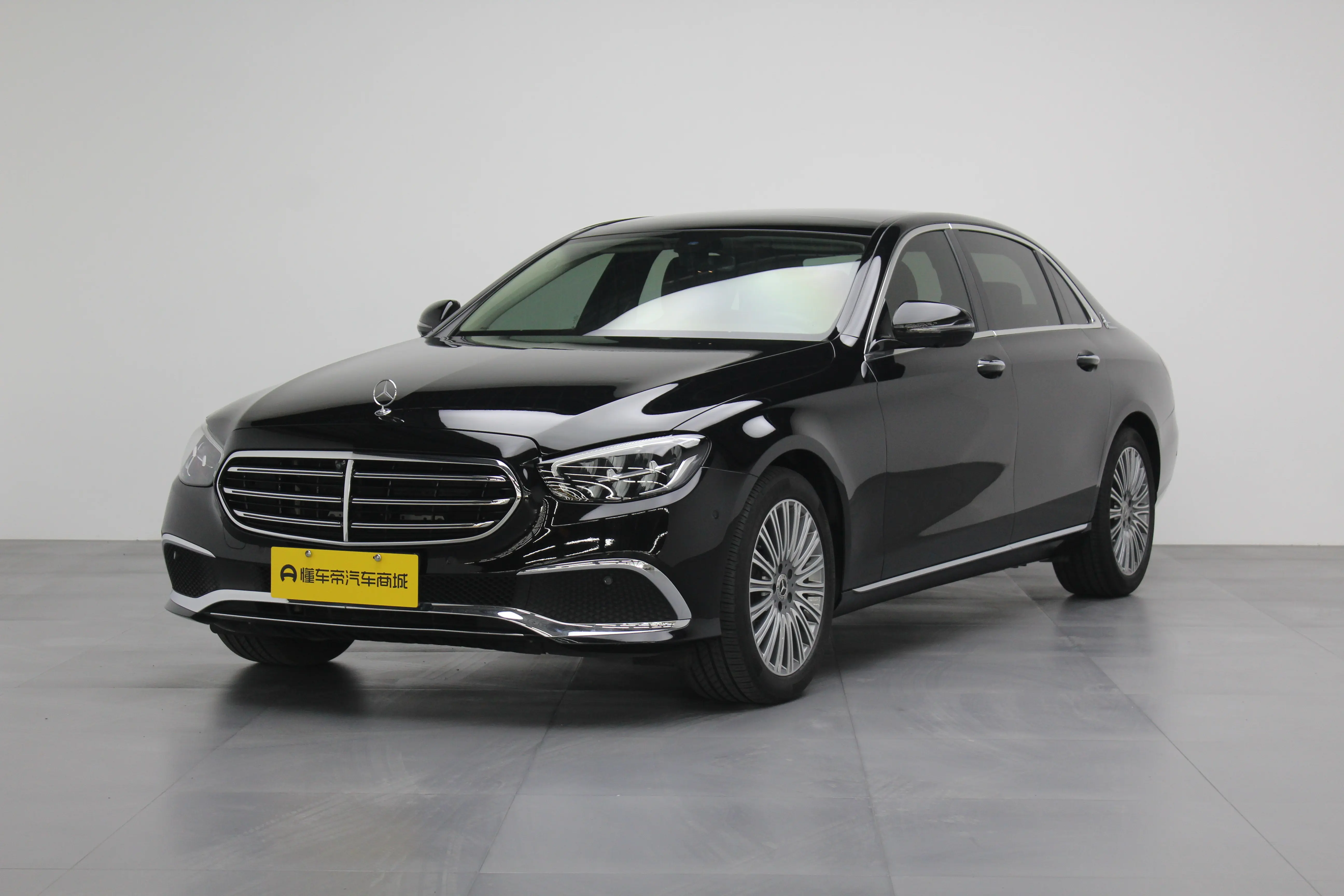 Mercedes-Benz E-Class  из Китая