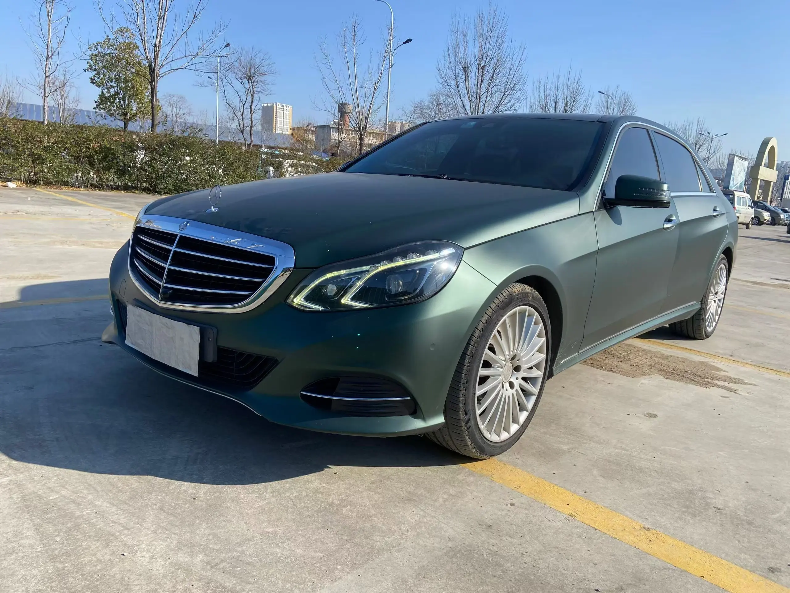 Mercedes-Benz E-Class  из Китая