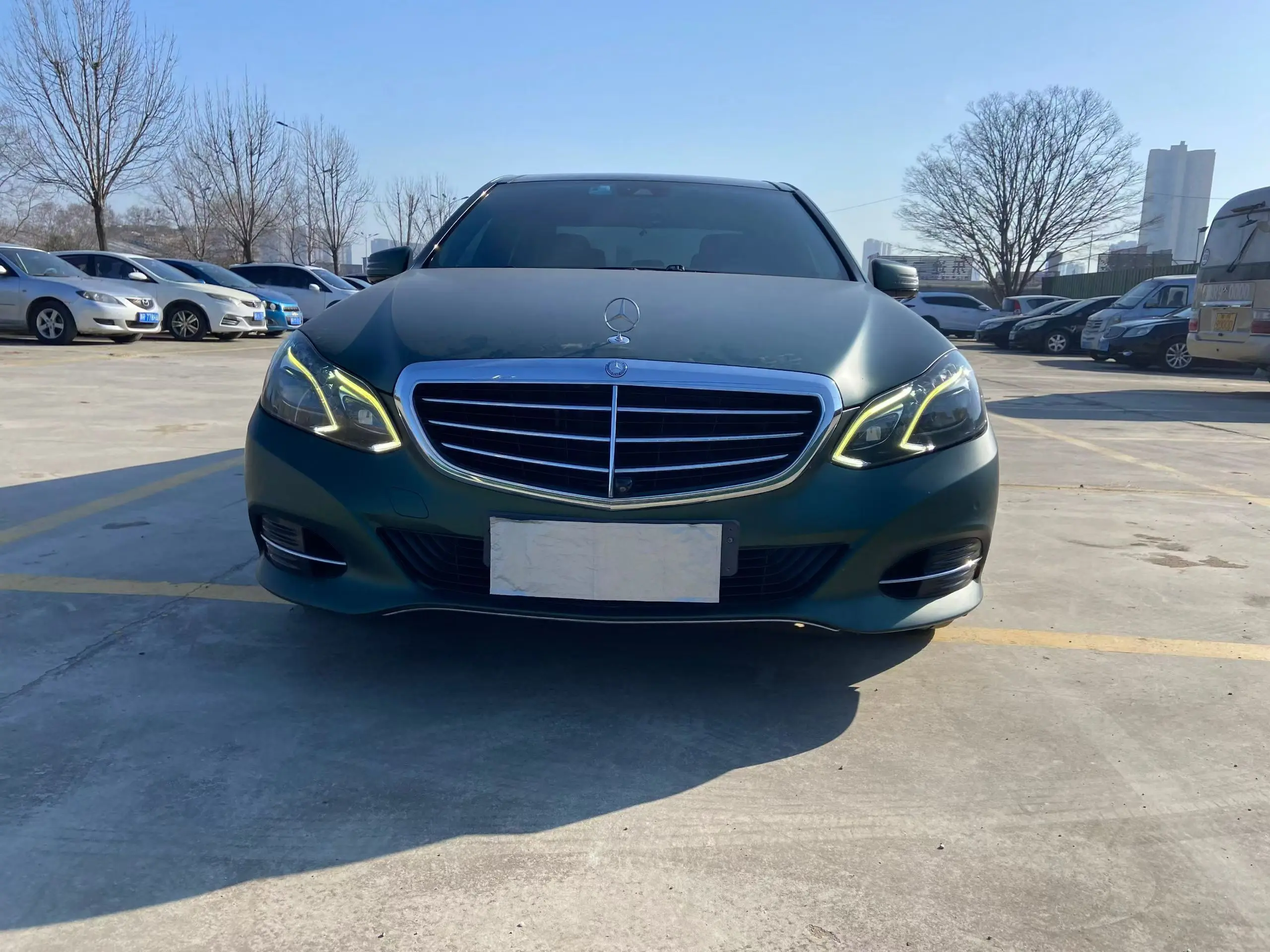 Mercedes-Benz E-Class  из Китая