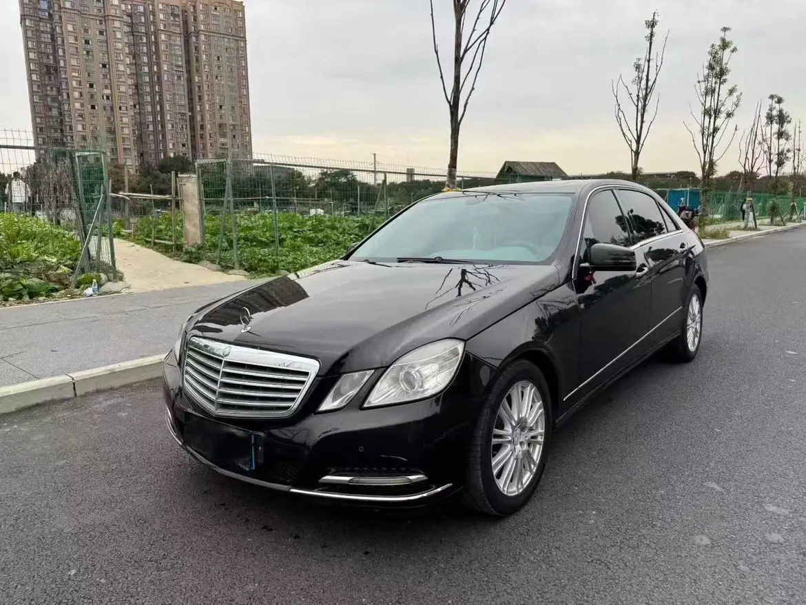 Mercedes-Benz E-Class  из Китая