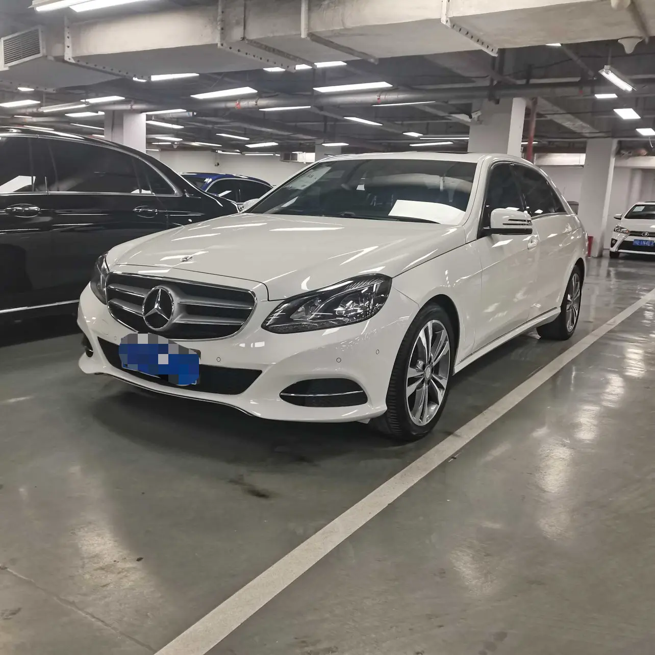 Mercedes-Benz E-Class  из Китая