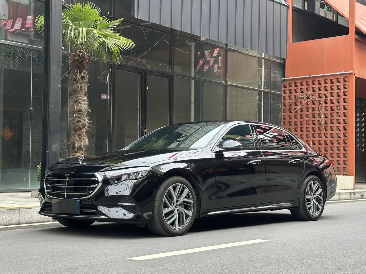 Mercedes-Benz E-Class  из Китая