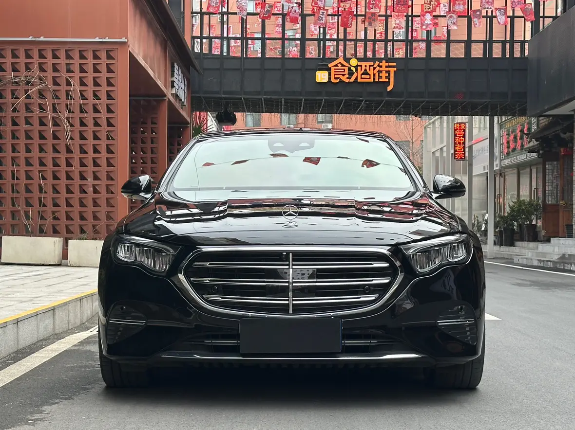 Mercedes-Benz E-Class  из Китая