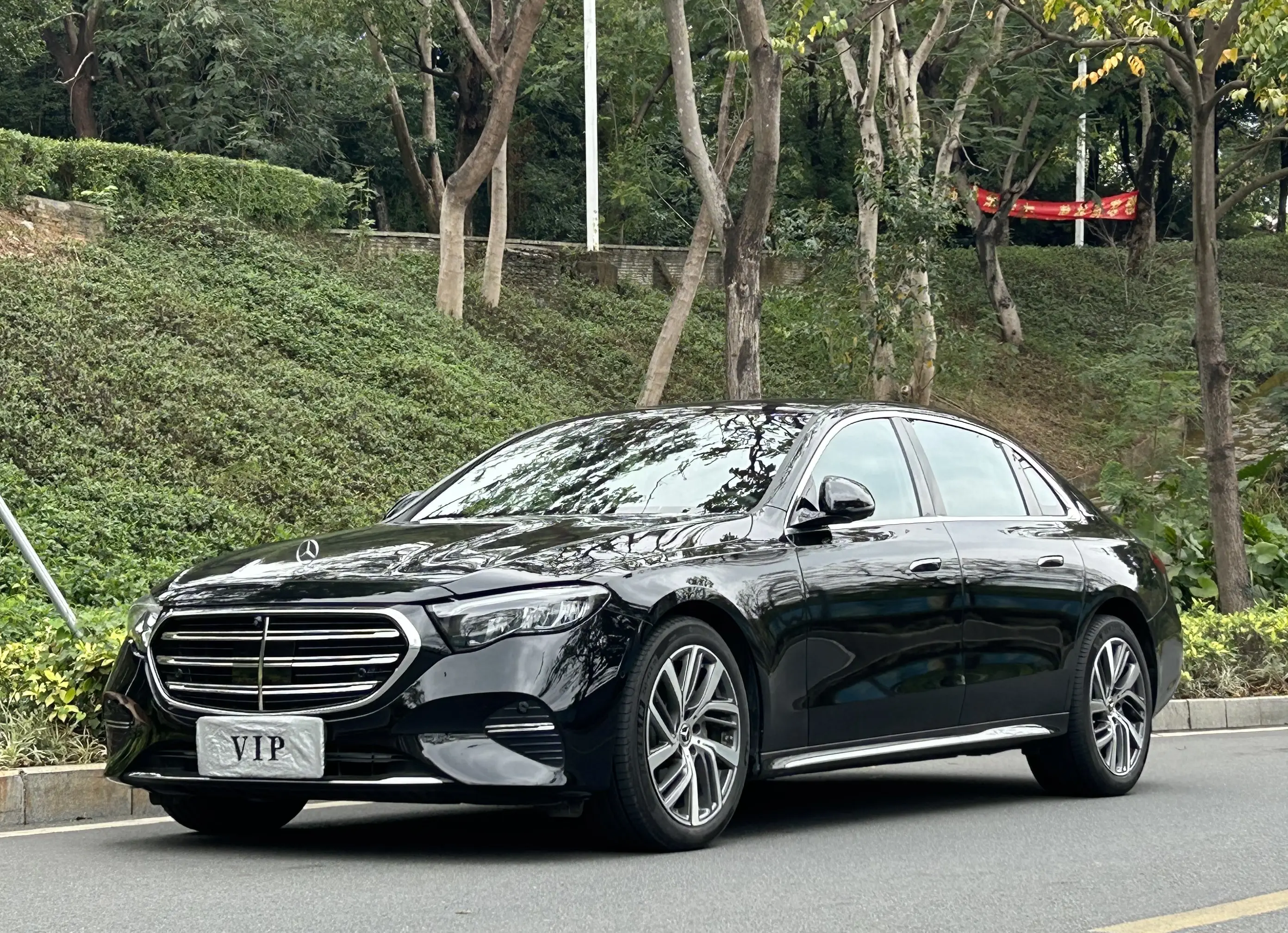 Mercedes-Benz E-Class  из Китая