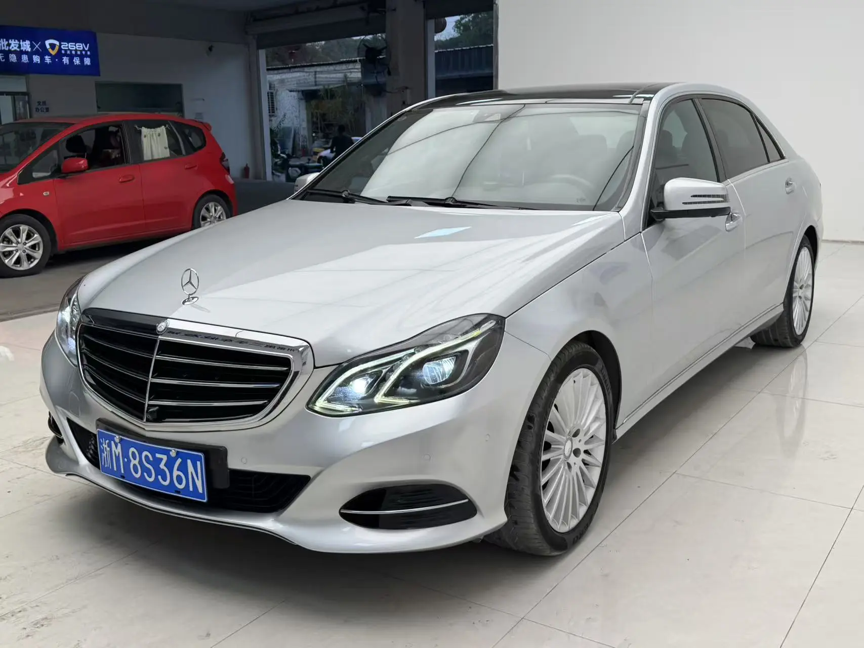 Mercedes-Benz E-Class  из Китая