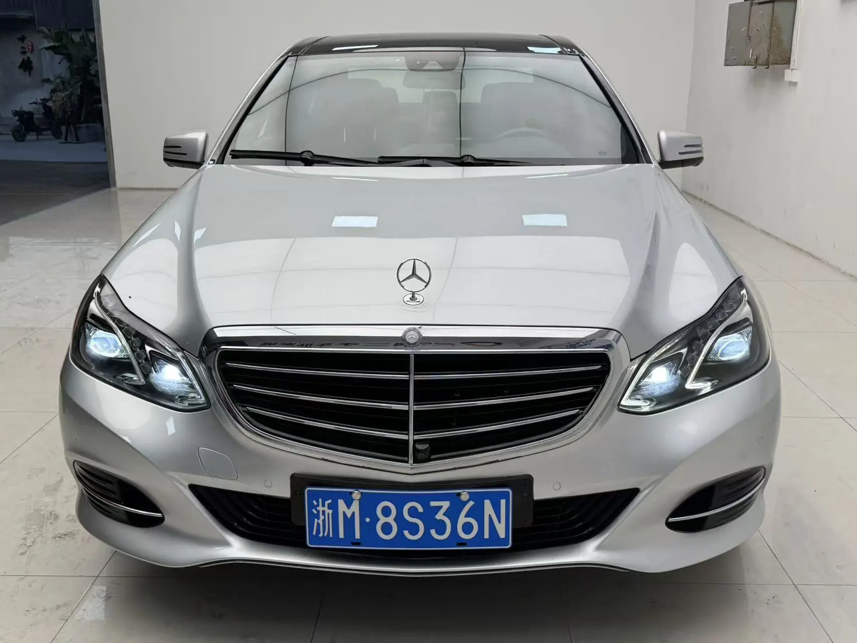 Mercedes-Benz E-Class  из Китая