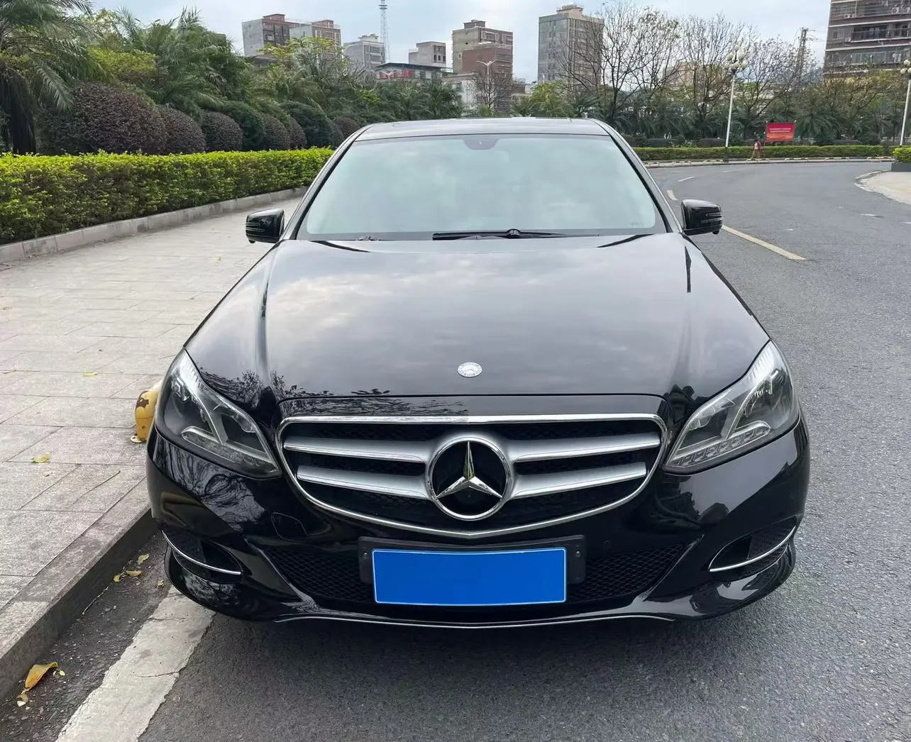 Mercedes-Benz E-Class  из Китая