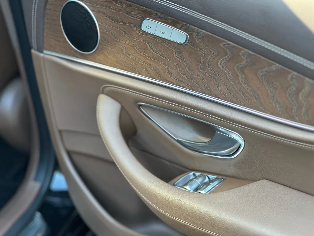 Mercedes-Benz E-Class  из Китая