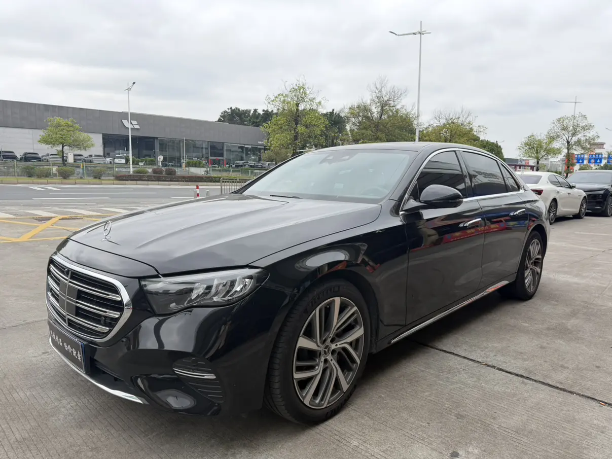 Mercedes-Benz E-Class  из Китая