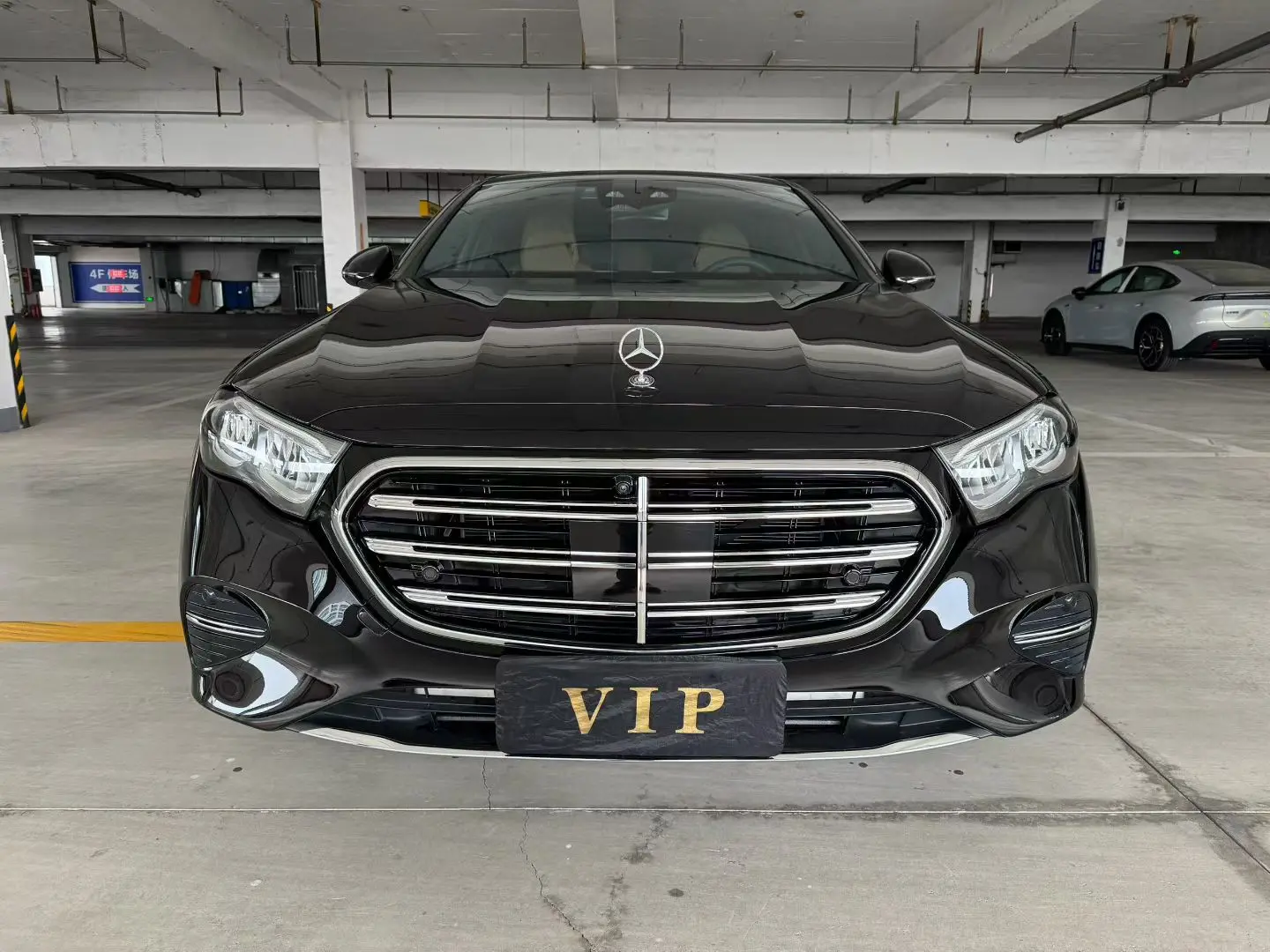 Mercedes-Benz E-Class  из Китая