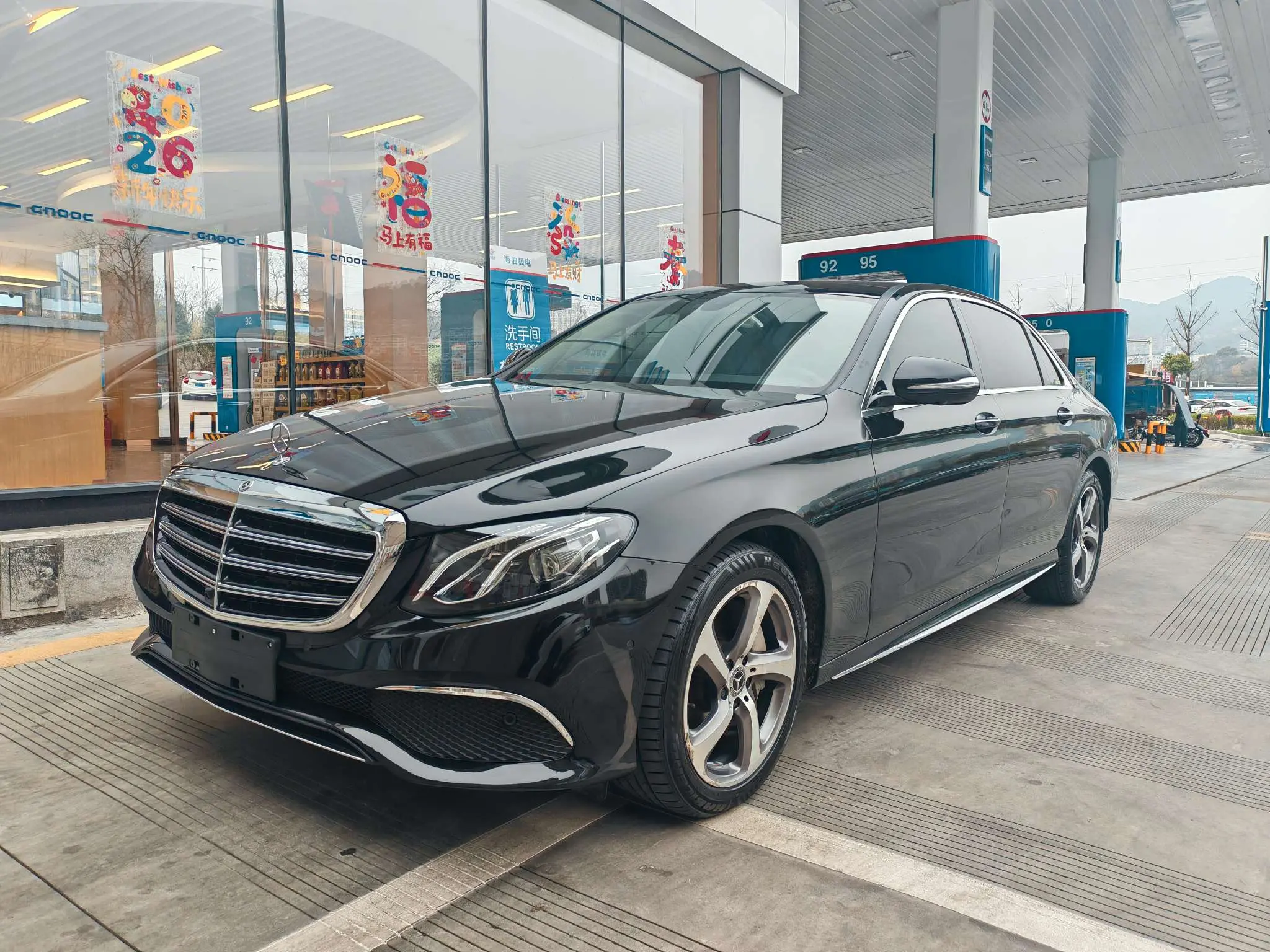 Mercedes-Benz E-Class  из Китая