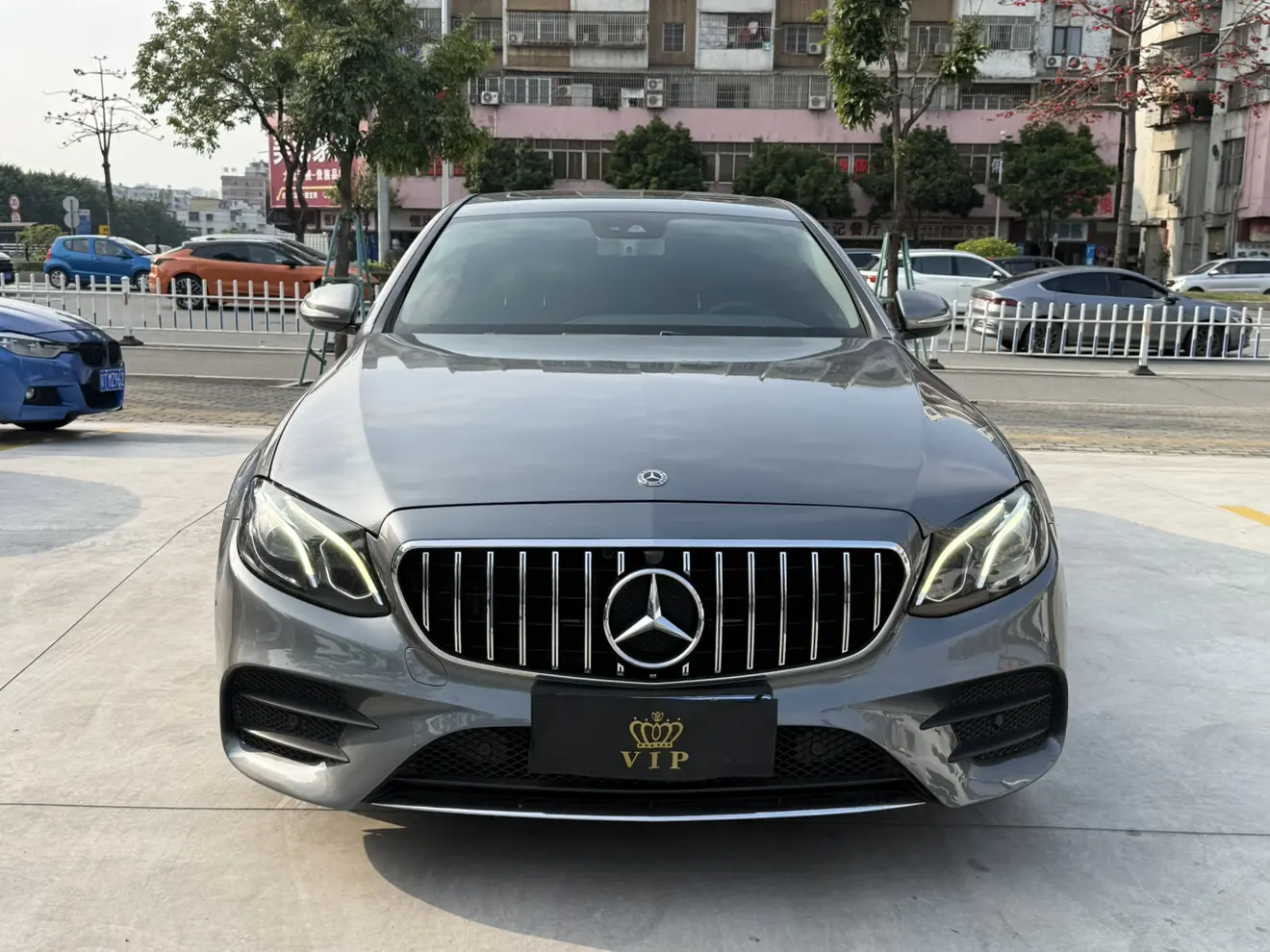 Mercedes-Benz E-Class  из Китая