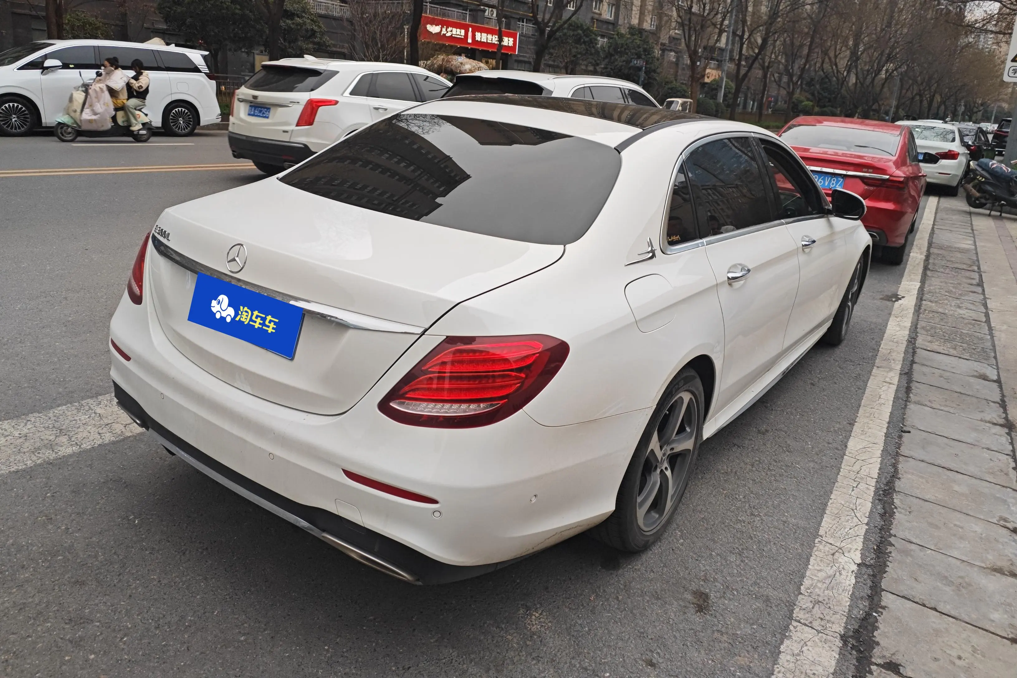 Mercedes-Benz E-Class  из Китая