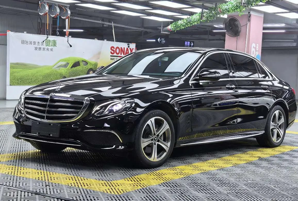 Mercedes-Benz E-Class  из Китая