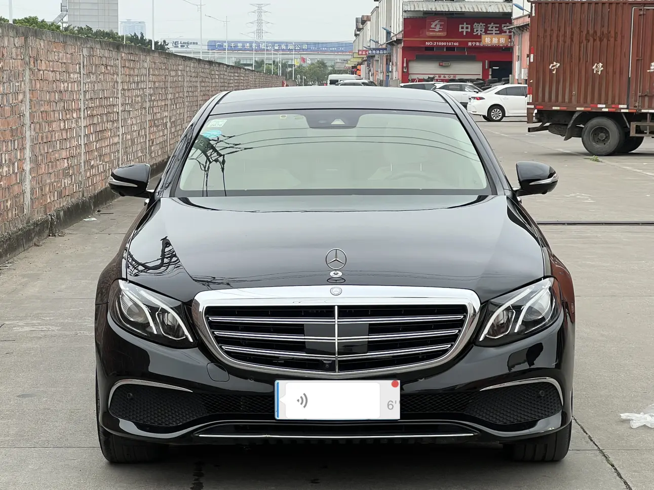 Mercedes-Benz E-Class  из Китая