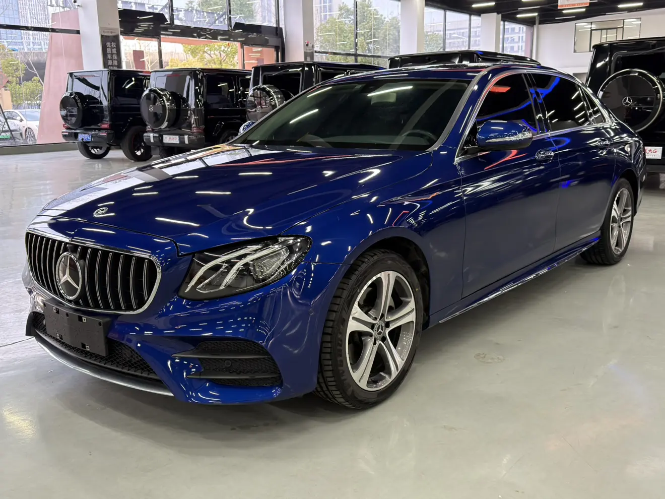 Mercedes-Benz E-Class  из Китая