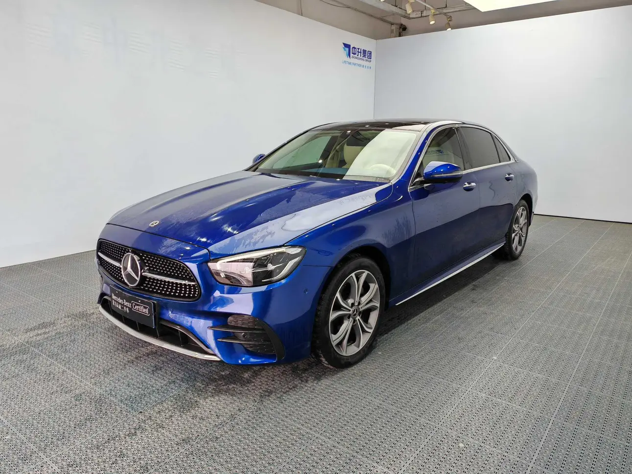 Mercedes-Benz E-Class  из Китая