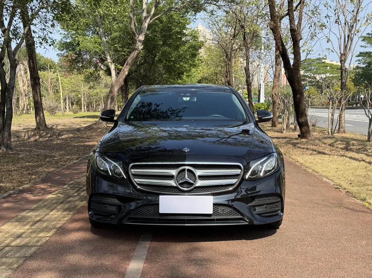 Mercedes-Benz E-Class  из Китая
