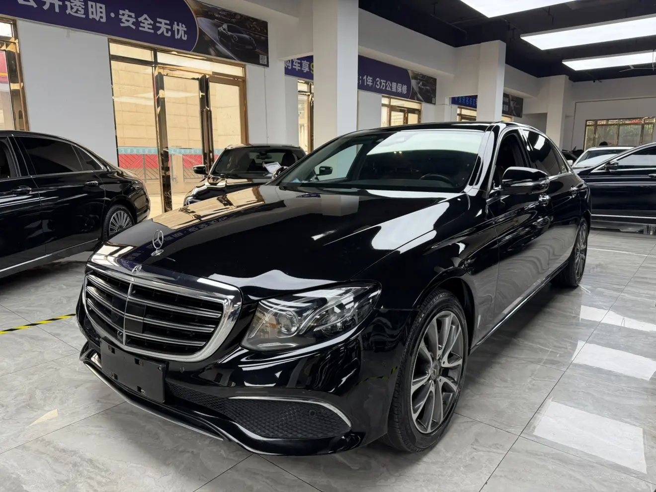 Mercedes-Benz E-Class  из Китая