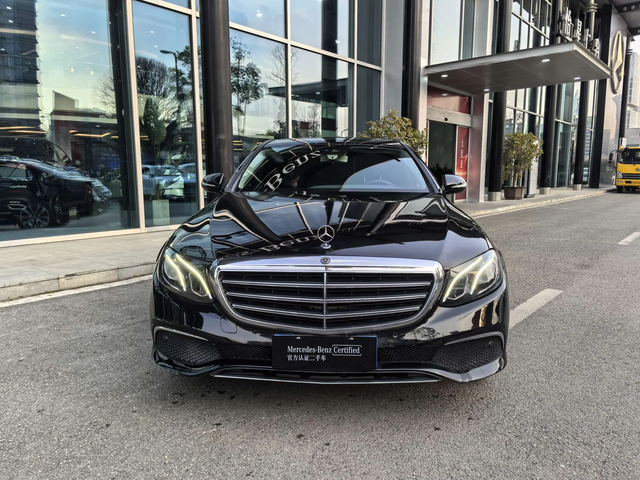 Mercedes-Benz E-Class  из Китая