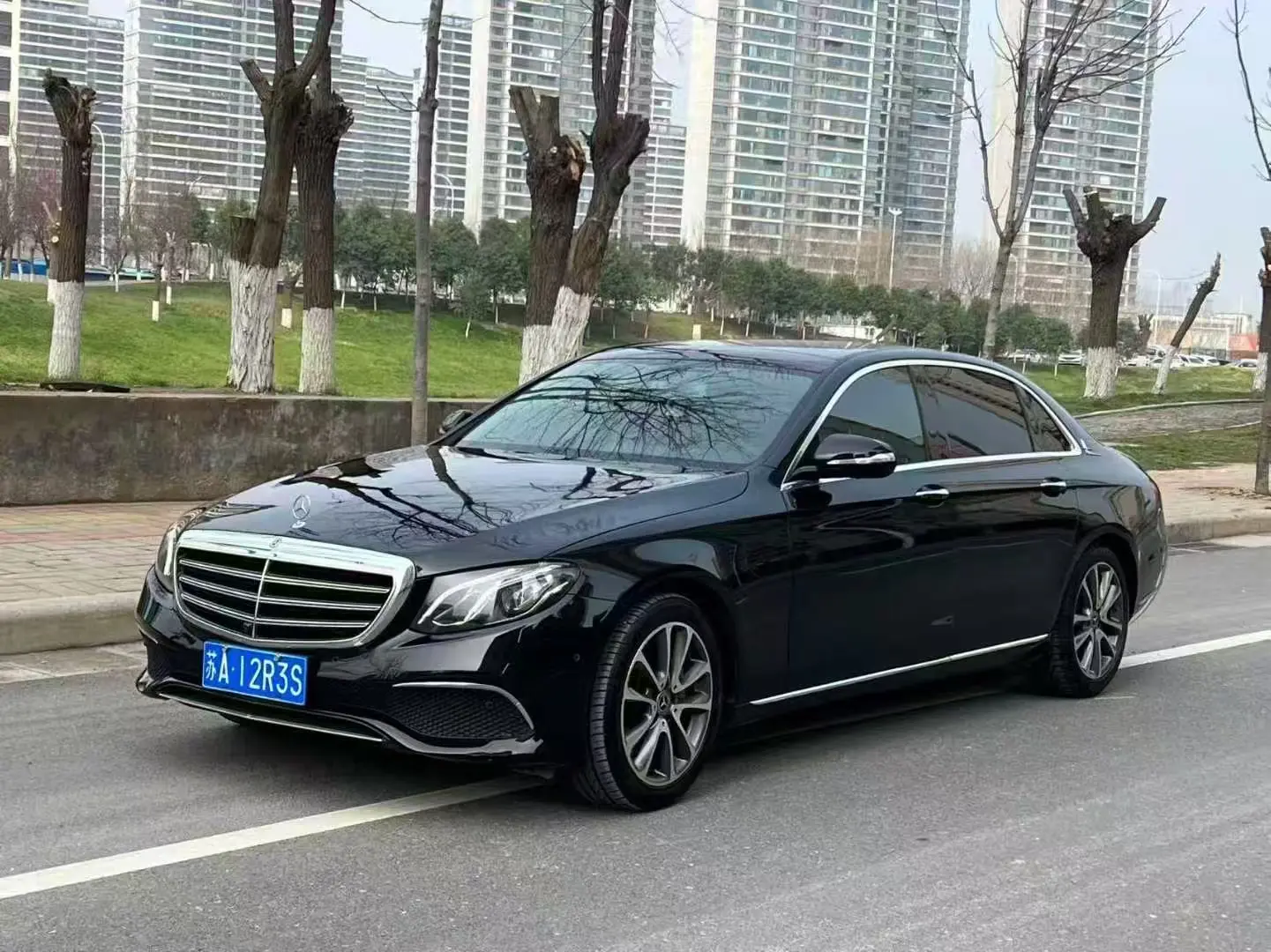 Mercedes-Benz E-Class  из Китая