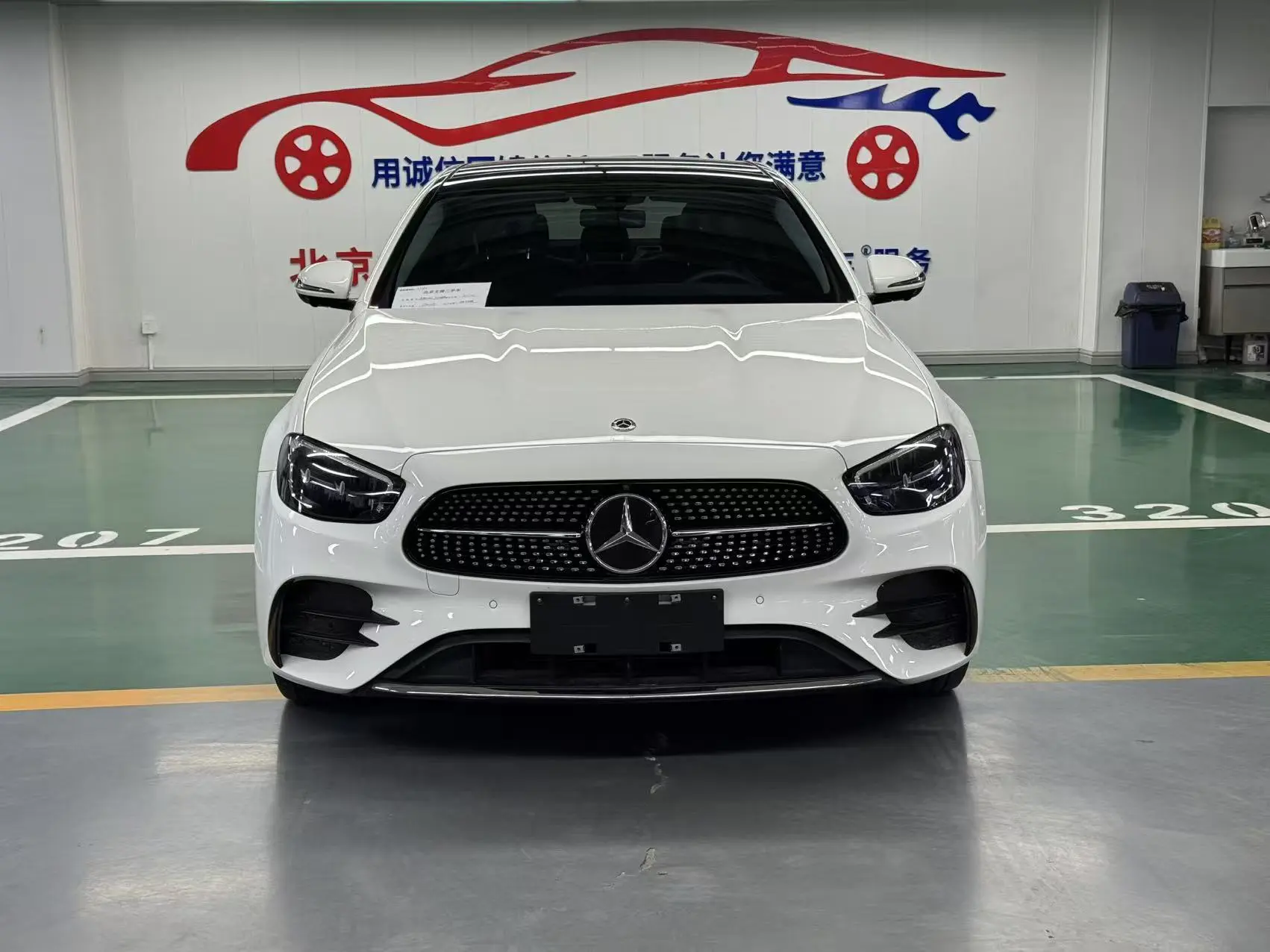 Mercedes-Benz E-Class  из Китая