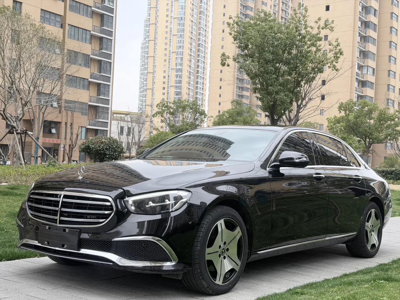 Mercedes-Benz E-Class  из Китая