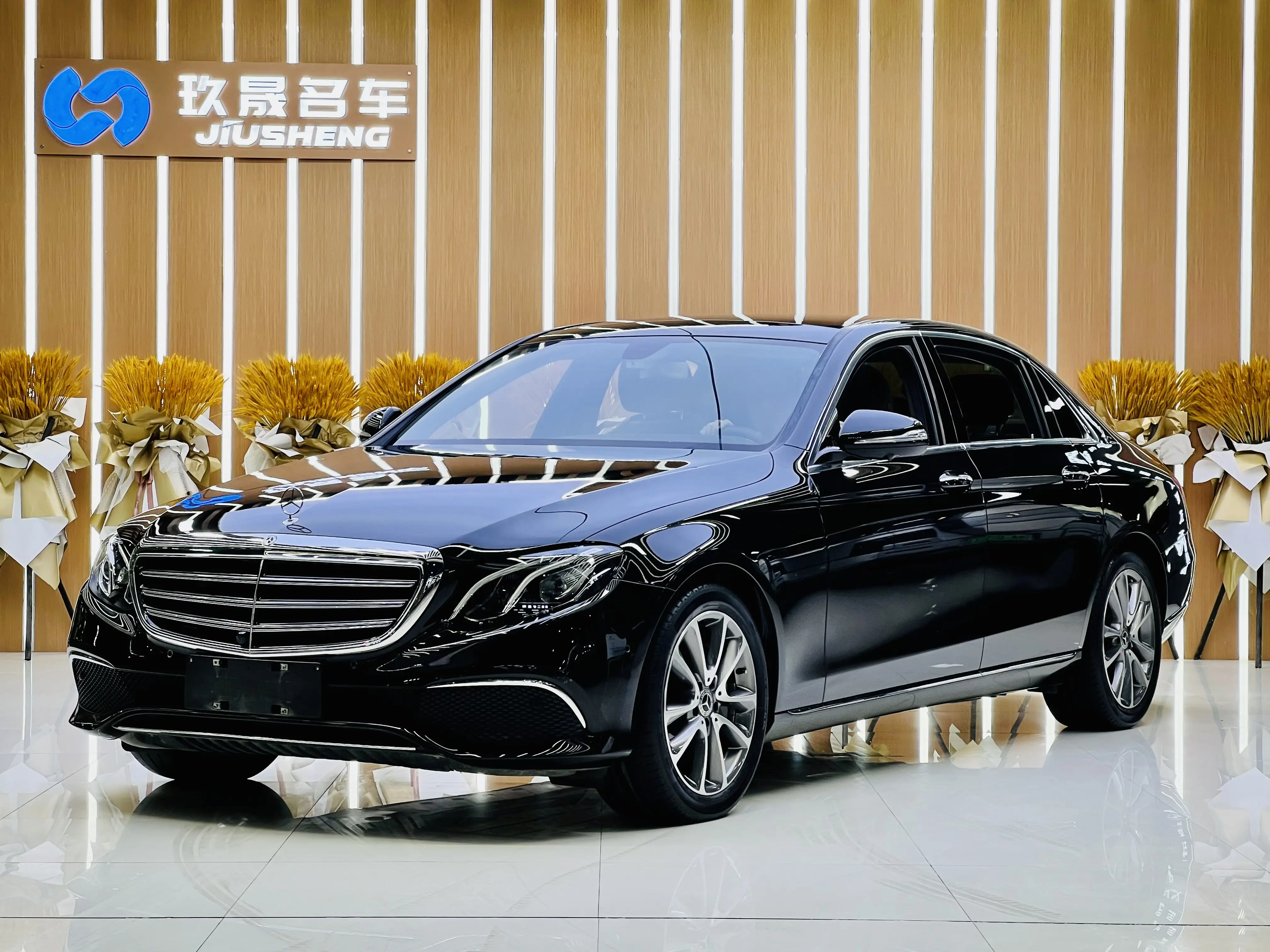 Mercedes-Benz E-Class  из Китая