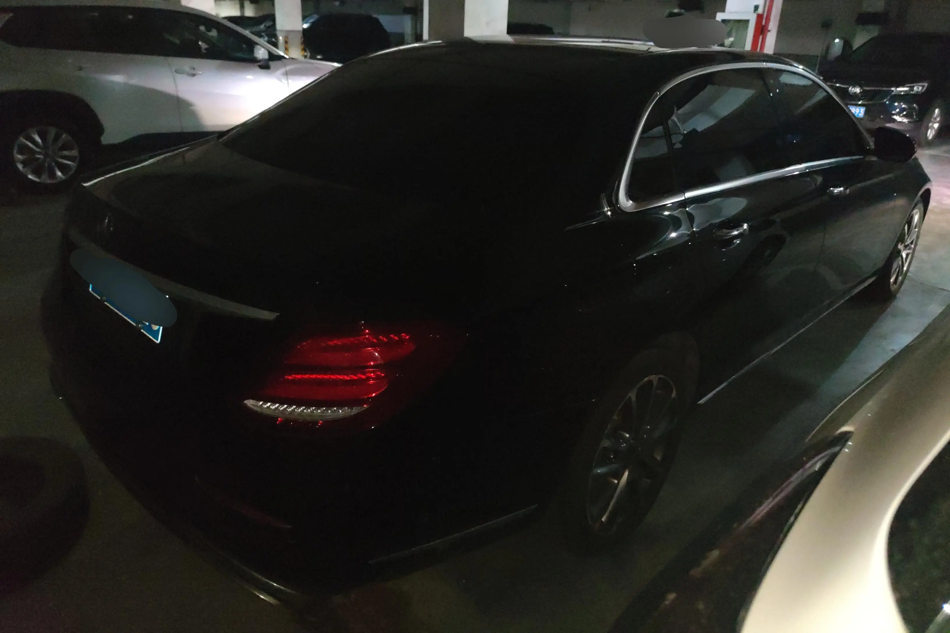 Mercedes-Benz E-Class  из Китая