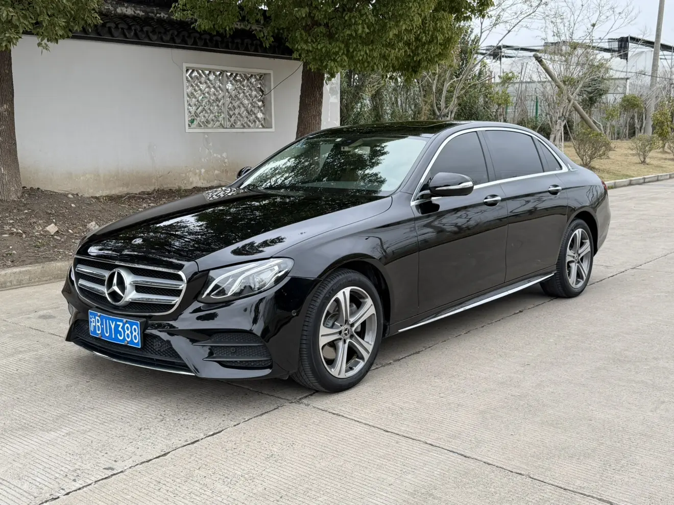 Mercedes-Benz E-Class  из Китая
