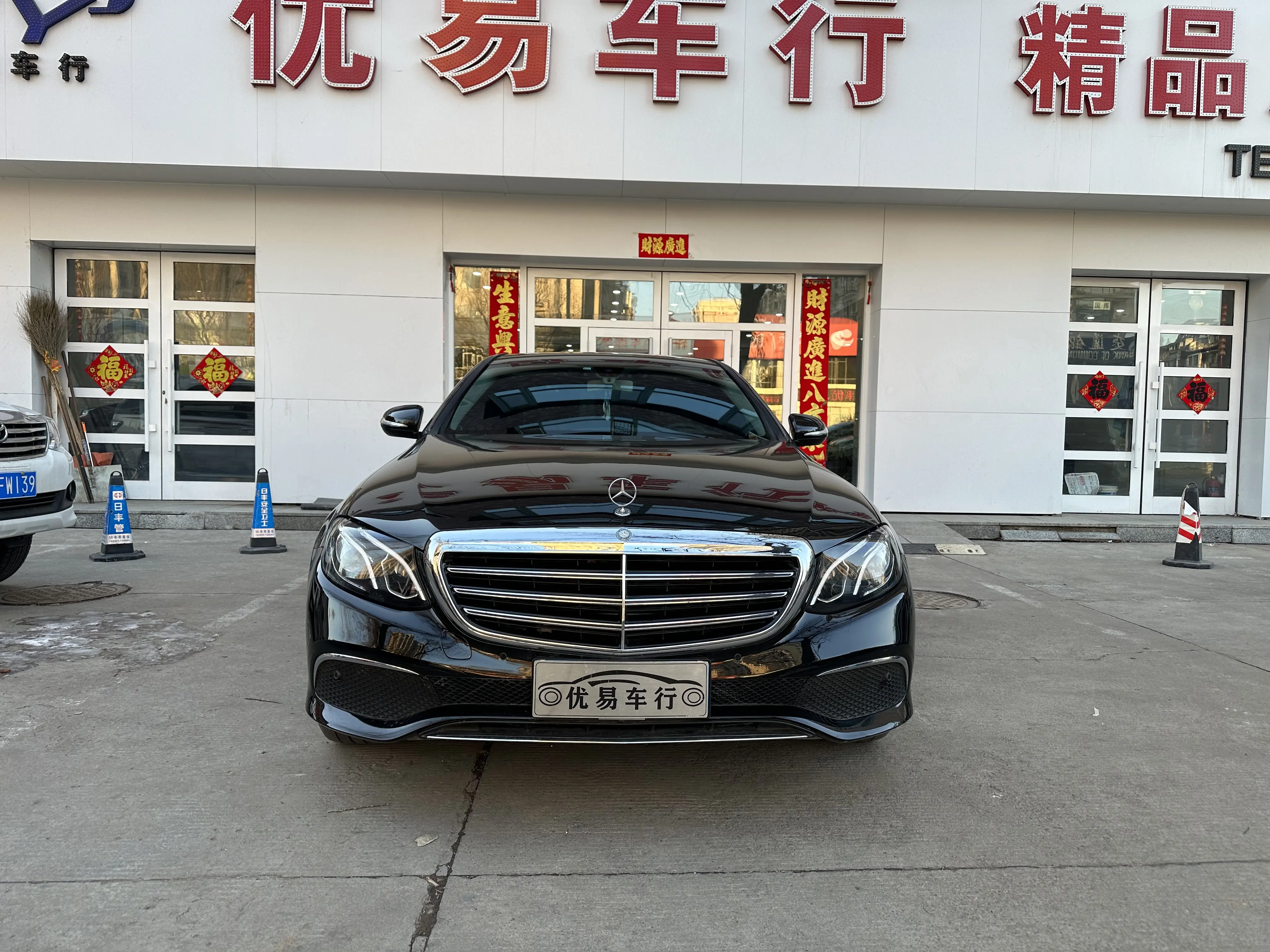 Mercedes-Benz E-Class  из Китая