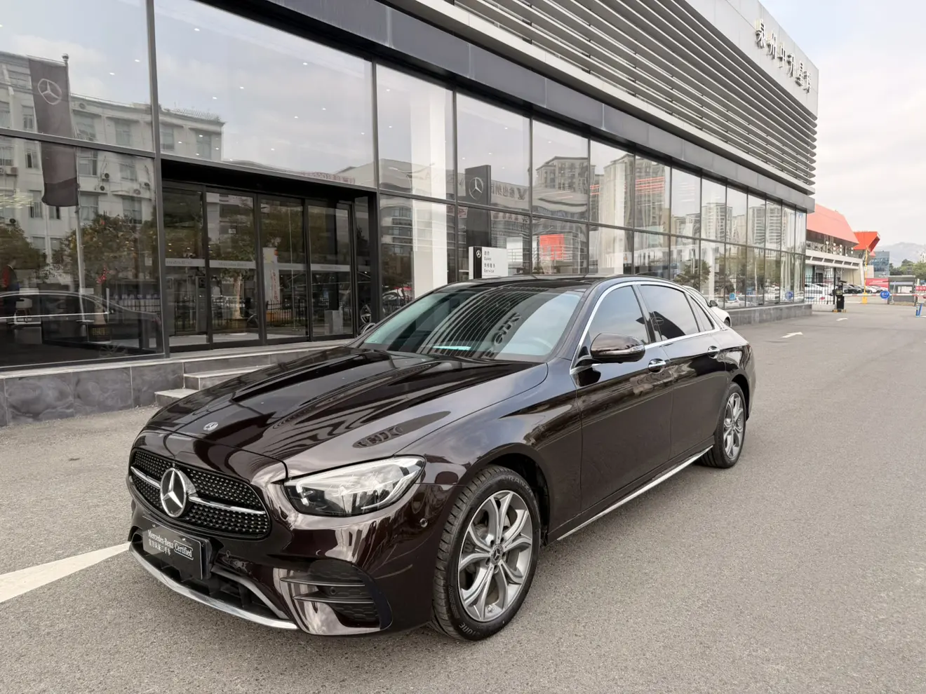 Mercedes-Benz E-Class  из Китая