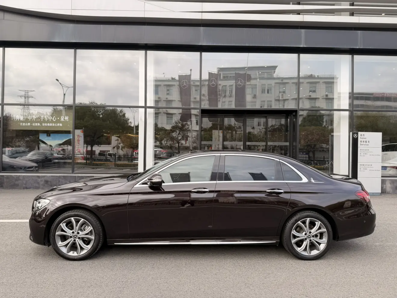 Mercedes-Benz E-Class  из Китая