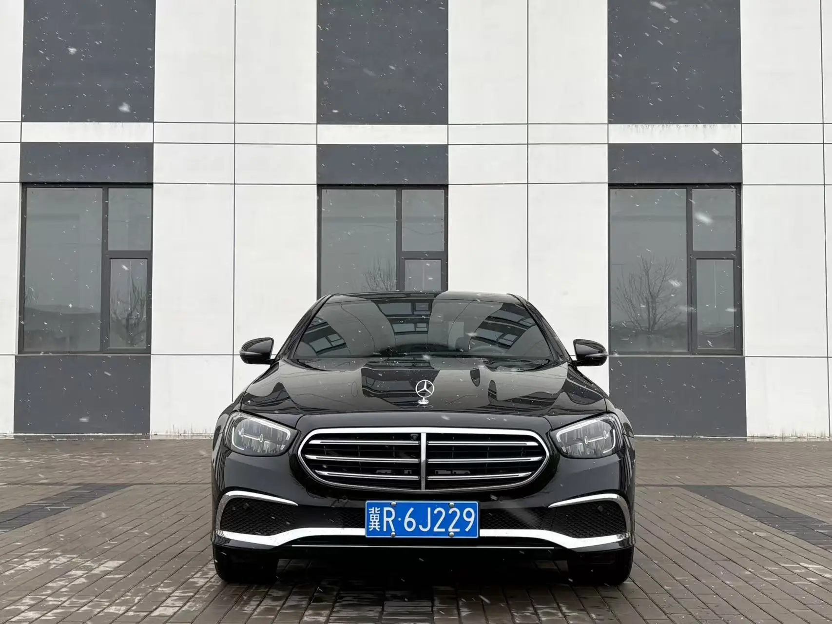 Mercedes-Benz E-Class  из Китая