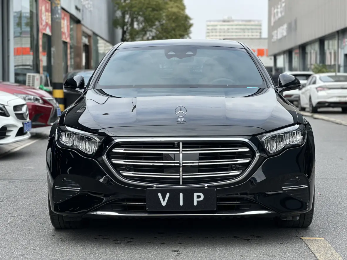 Mercedes-Benz E-Class  из Китая